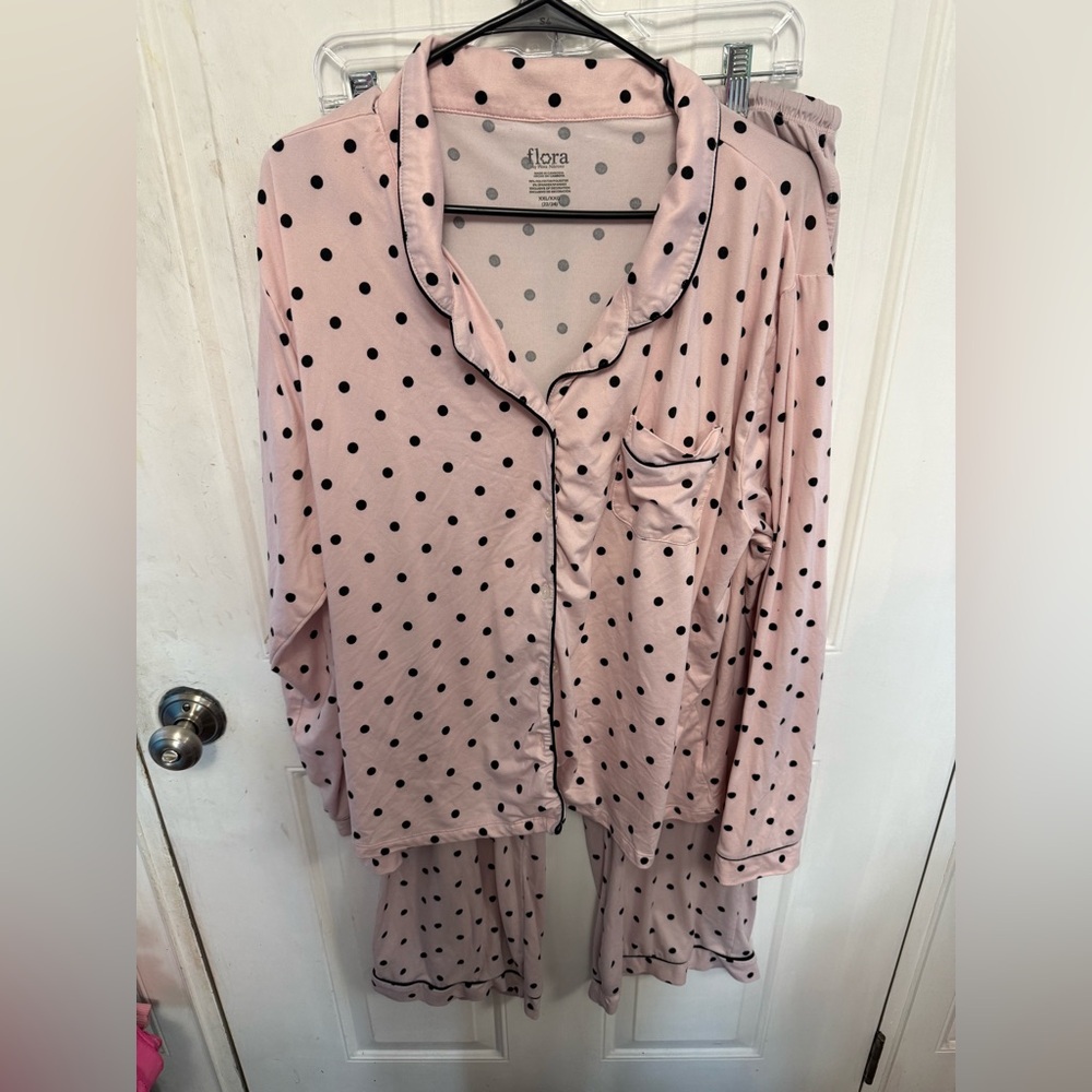 Plus Size Pink Polka Dot Women's Pajama Set